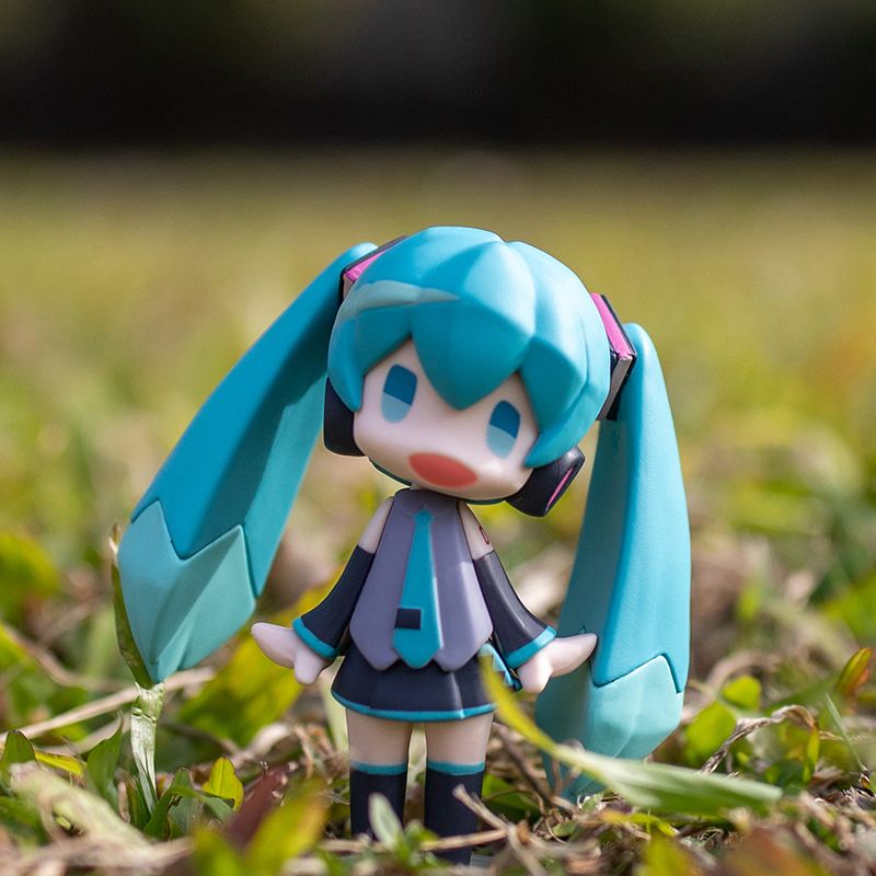 Miku Anime Figure & Building B - огляд і ціна Home Office Kit