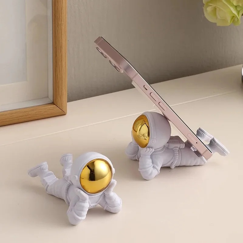 Desktop Astronaut Ornaments, S - огляд і ціна Home Office Call Center